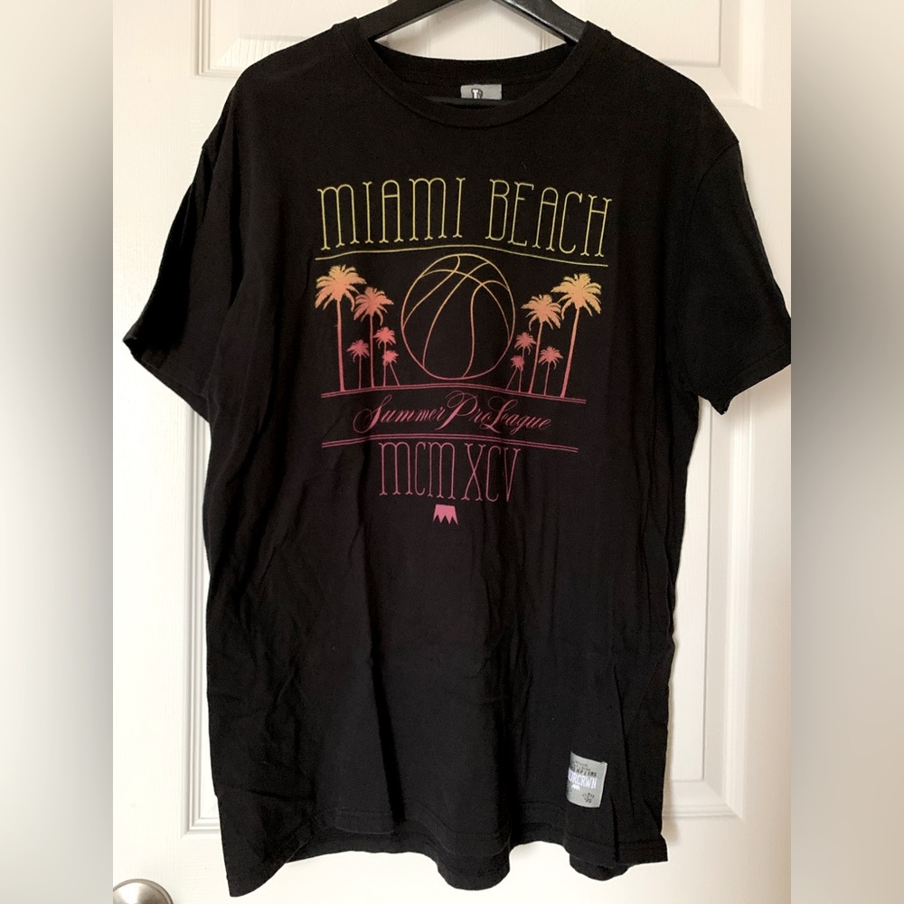 UNDERCRWN Miami Beach Shirt